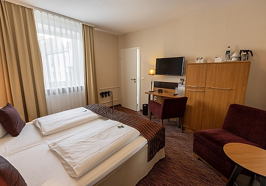 Comfort Hotel tom Kyle