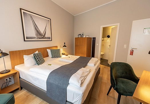 Comfort Hotel tom Kyle